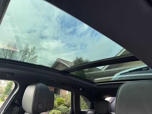 Used 2022 Porsche Macan S image 16