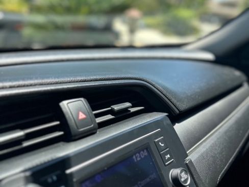 Used 2016 Honda Civic LX image 10