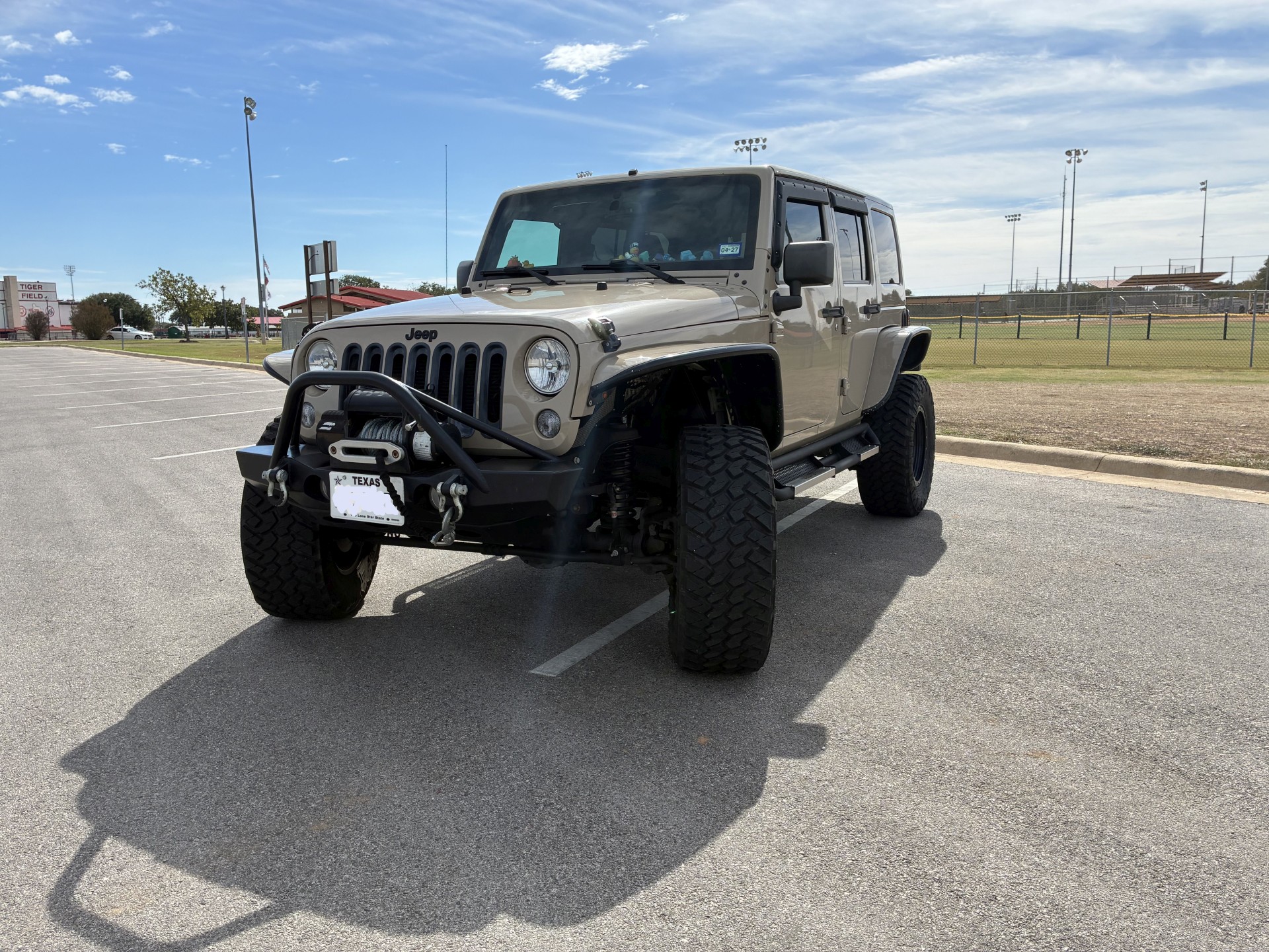 Used 2016 Jeep Wrangler Unlimited Sahara w/ Connectivity Group AWD/4WD image 2