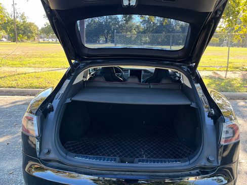 Used 2012 Tesla Model S Signature Performance RWD image 30