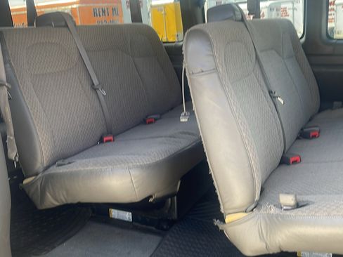 Used 2017 Chevrolet Express 3500 LT w/ LT Preferred Equipment Group image 8