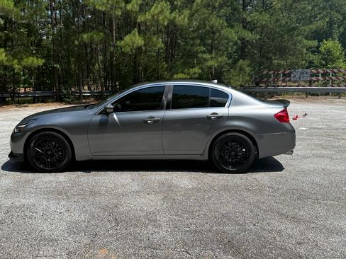 Used 2011 INFINITI G25 Journey w/ Moonroof Pkg image 2