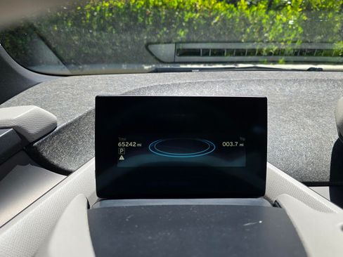 Used 2015 BMW i3 w/ Range Extender image 10