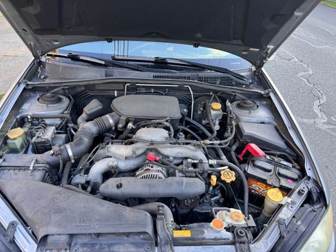 Used 2009 Subaru Outback 2.5i Limited image 6