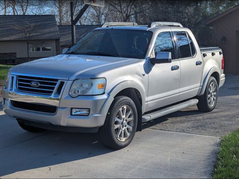 Used 2007 Ford Explorer Sport Trac Limited image 1