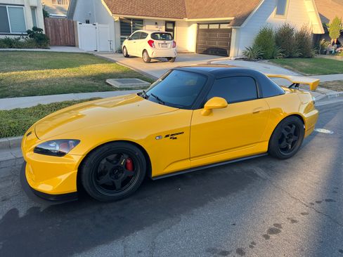 Used 2008 Honda S2000 CR image 1