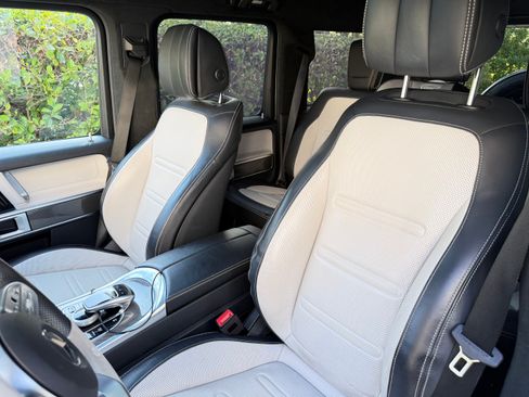 Used 2021 Mercedes-Benz G 550 w/ G Manufaktur Interior Package image 5