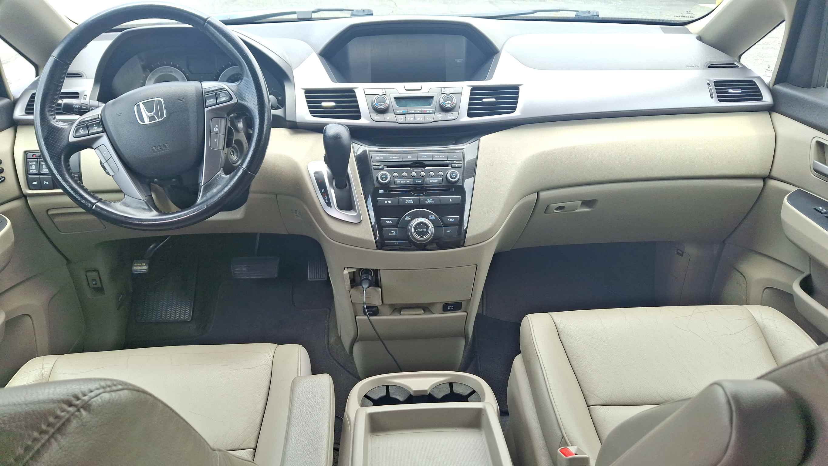 Used 2013 Honda Odyssey Touring Elite image 13