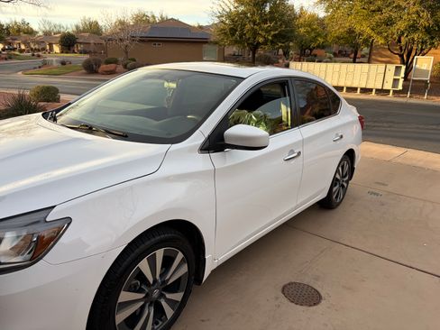 Used 2019 Nissan Sentra SV w/ Special Edition Package image 1
