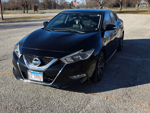 Used 2017 Nissan Maxima Platinum w/ Medallion Package image 2