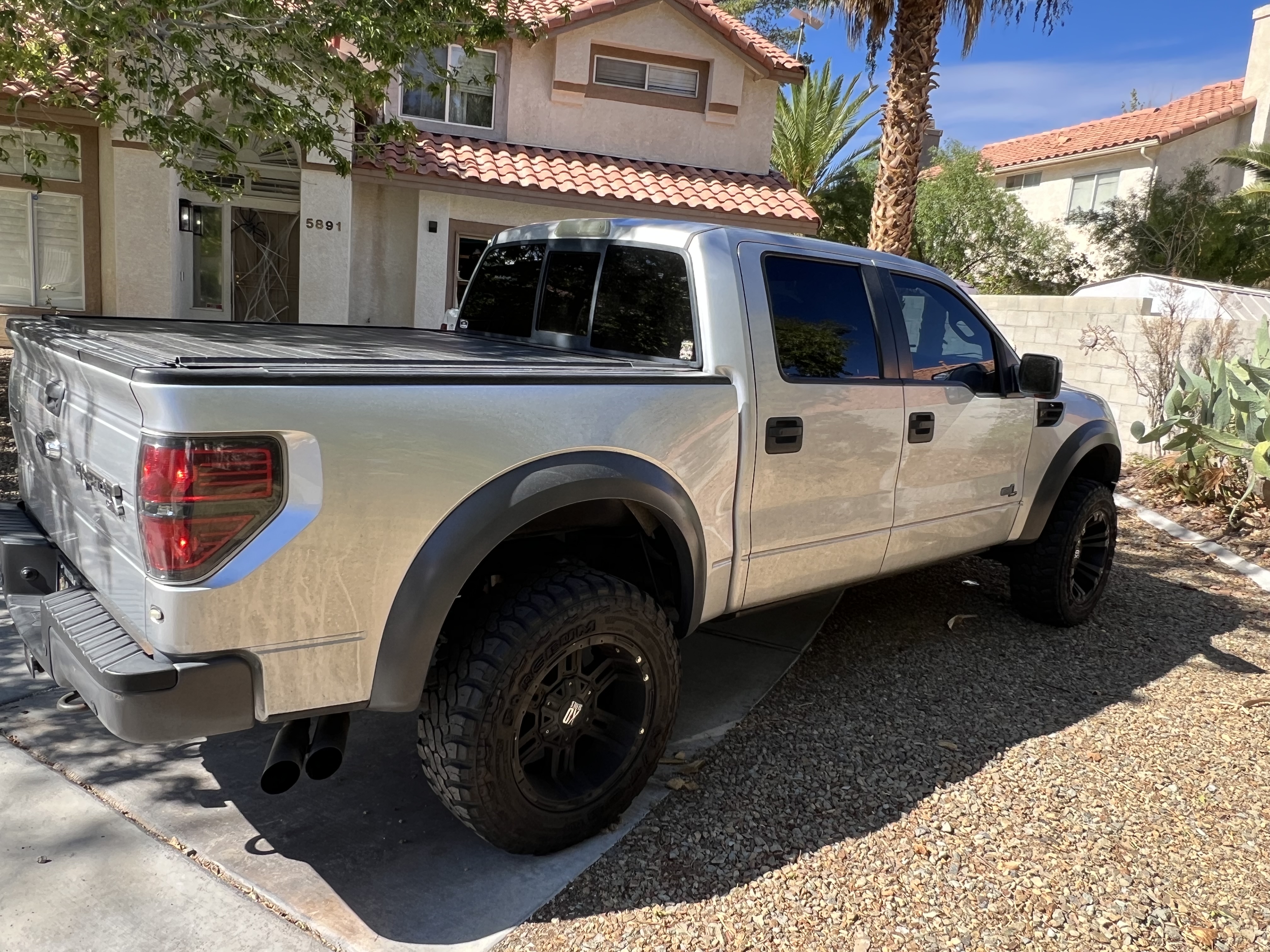Used 2014 Ford F150 Raptor w/ Equipment Group 801A Luxury AWD/4WD image 13