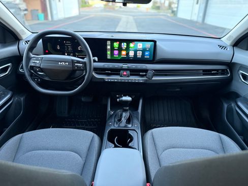 Used 2025 Kia K4 image 13