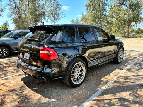 Used 2009 Porsche Cayenne GTS AWD/4WD image 8