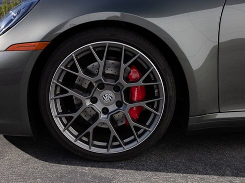 Used 2023 Porsche 911 Carrera S image 12