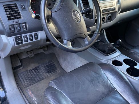 Used 2010 Toyota Tacoma 4x4 Double Cab image 19