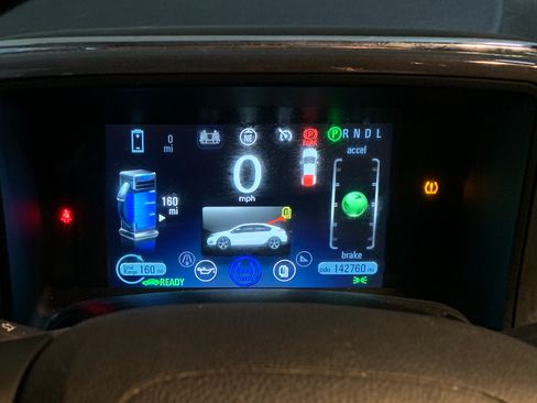 Used 2015 Chevrolet Volt Premium w/ Premium Trim Package image 15