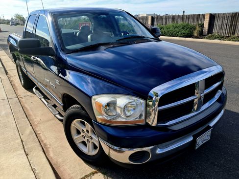 Used 2006 Dodge Ram 1500 Truck SLT w/ Trailer Tow Group image 4