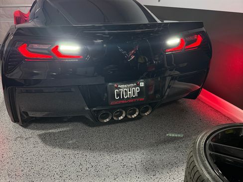 Used 2019 Chevrolet Corvette Stingray Coupe w/ Carbon Flash Badge Package image 6