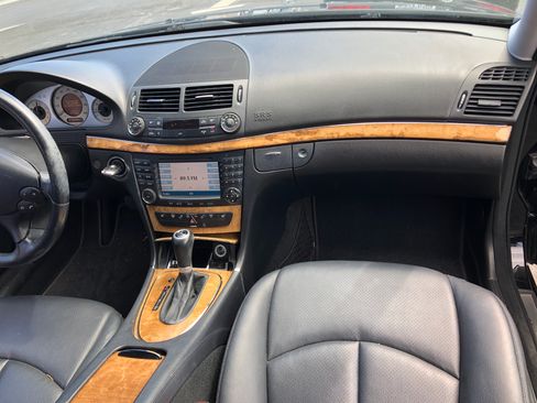 Used 2008 Mercedes-Benz E 350 Sedan image 22