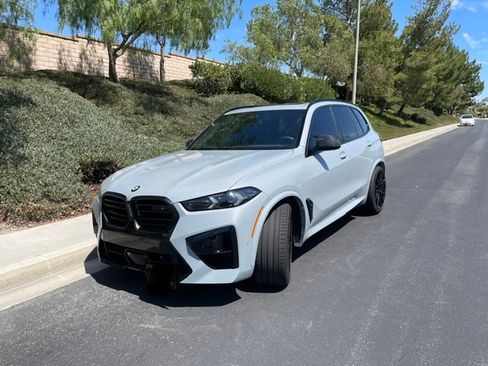 Used 2026 BMW X5 M Competition w/ Executive Package AWD/4WD image 2