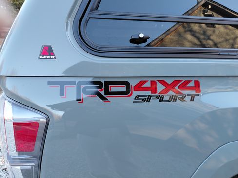 Used 2023 Toyota Tacoma TRD Sport image 8