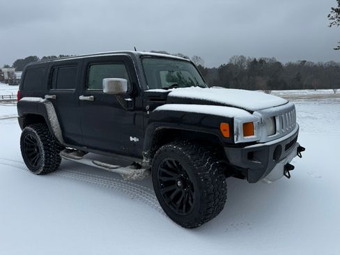 Used 2008 HUMMER H3 Luxury image 9