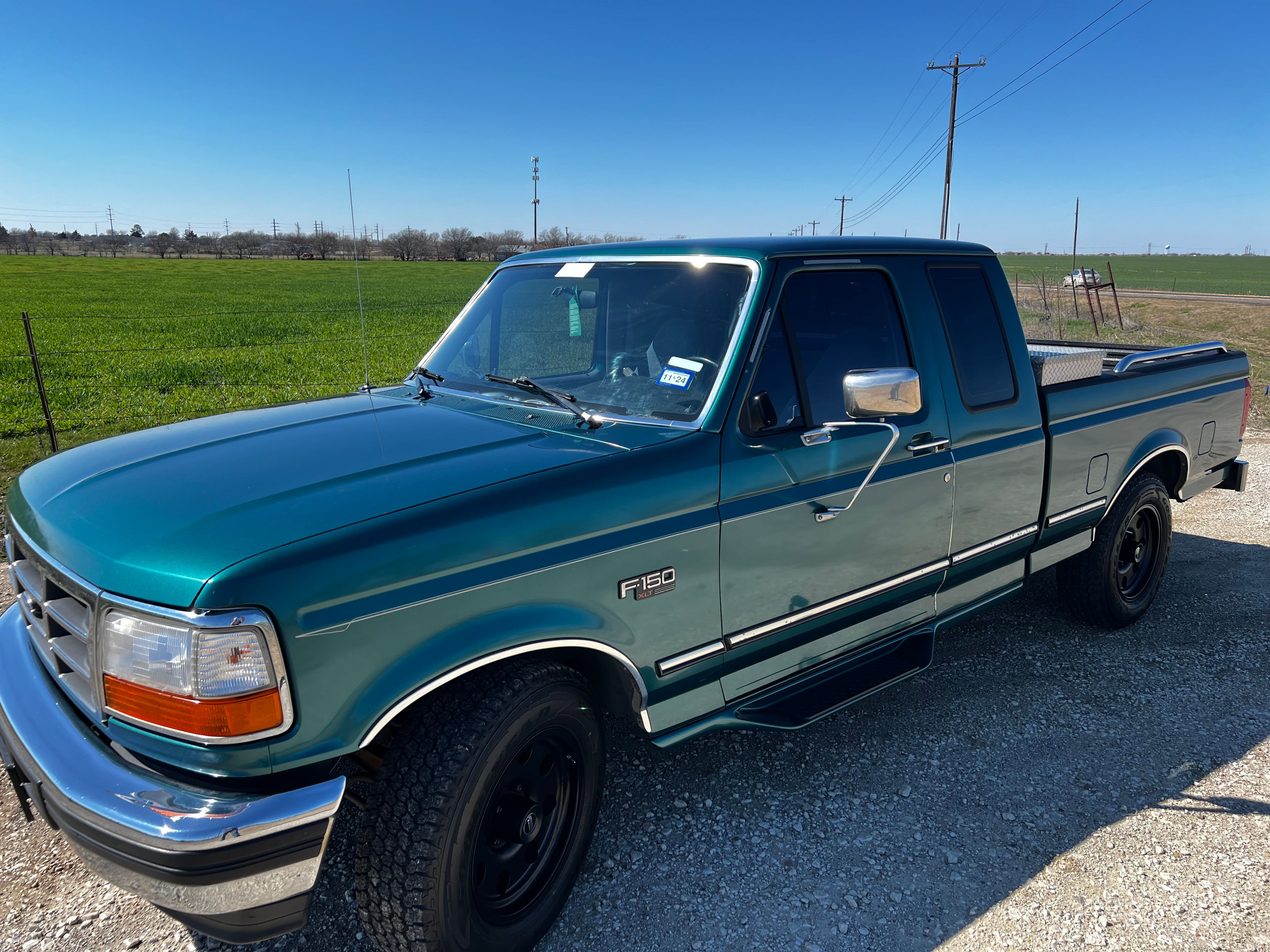 Used 1996 Ford F150 2WD SuperCab image 1