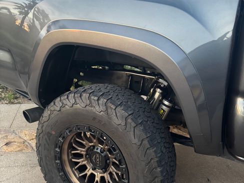 Used 2023 Toyota Tacoma SR5 image 10