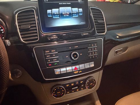 Used 2017 Mercedes-Benz GLE 350 4MATIC image 13