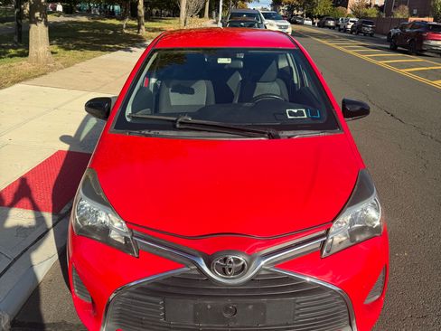 Used 2015 Toyota Yaris LE image 2