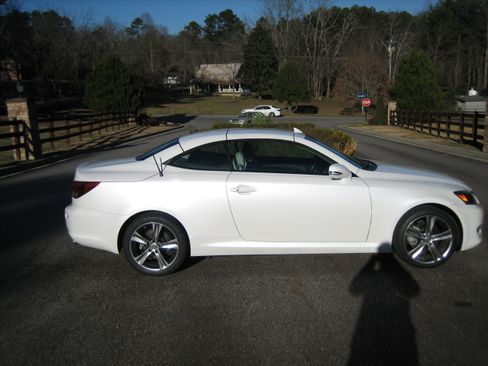 Used 2012 Lexus IS 250C image 15
