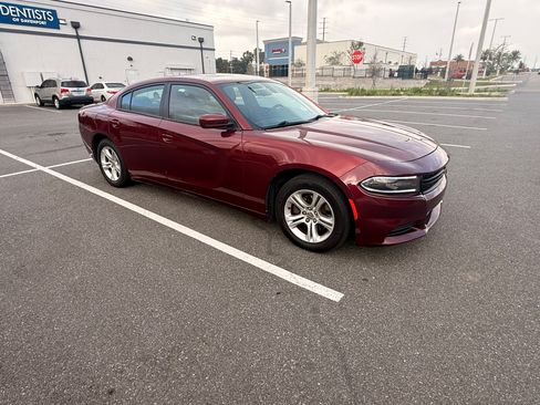 Used 2020 Dodge Charger SXT w/ Leather Interior Group image 4