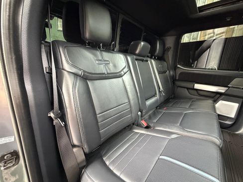 Used 2025 Ford F350 Platinum w/ Tremor Off-Road Package AWD/4WD image 10