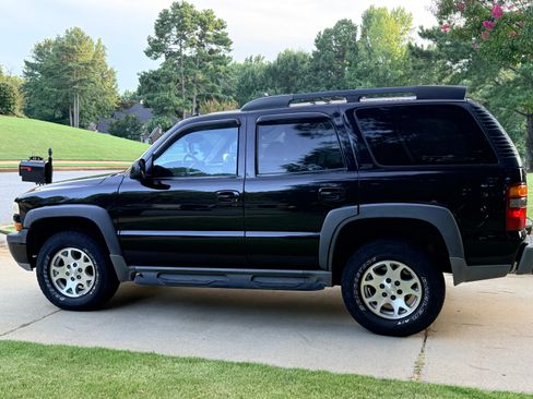 Used 2003 Chevrolet Tahoe Z71 AWD/4WD image 8