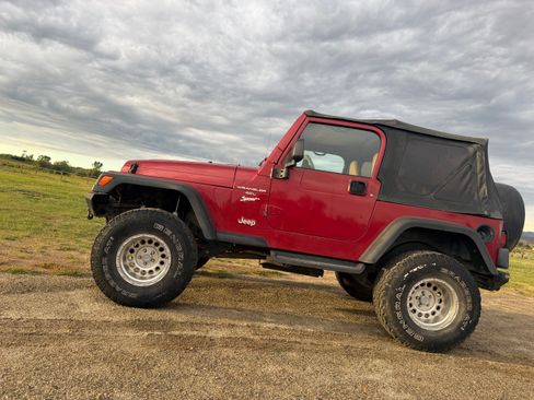 Used 1998 Jeep Wrangler Sport AWD/4WD image 2