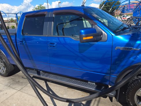 Used 2014 Ford F150 FX4 w/ Equipment Group 402A Luxury AWD/4WD image 8