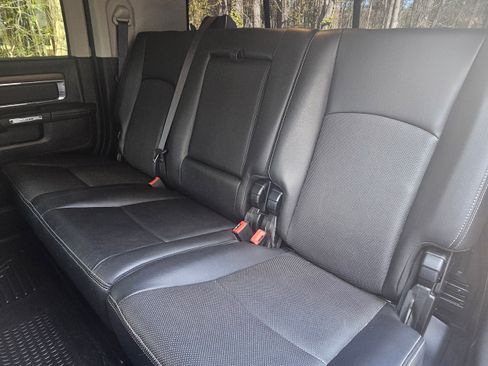 Used 2017 RAM 2500 Laramie image 10