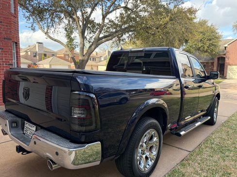 Used 2013 RAM 1500 Laramie image 6