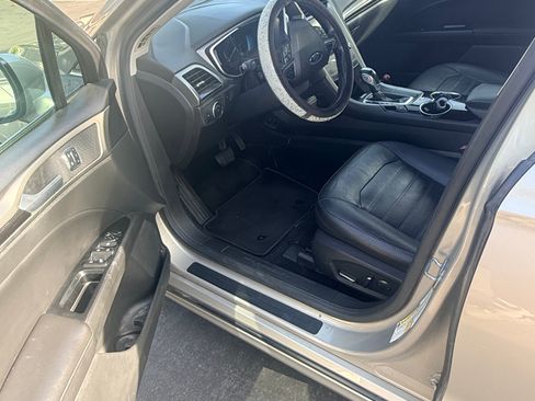 Used 2015 Ford Fusion Energi SE image 10