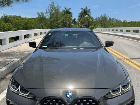 Used 2022 BMW M440i Coupe w/ Premium Package image 4