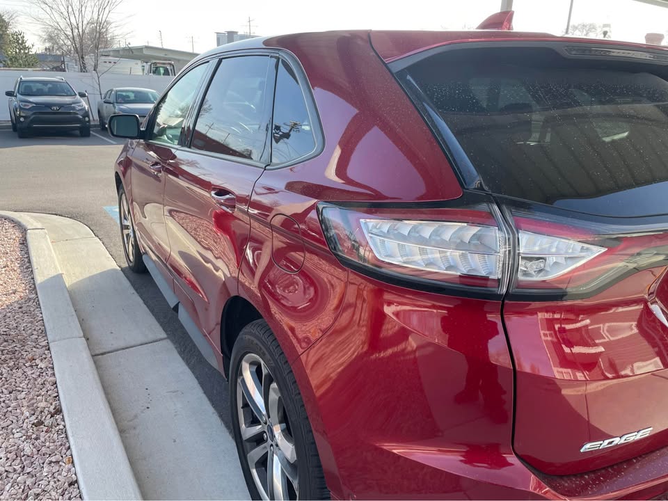 Used 2017 Ford Edge Sport w/ Equipment Group 401A AWD/4WD image 8