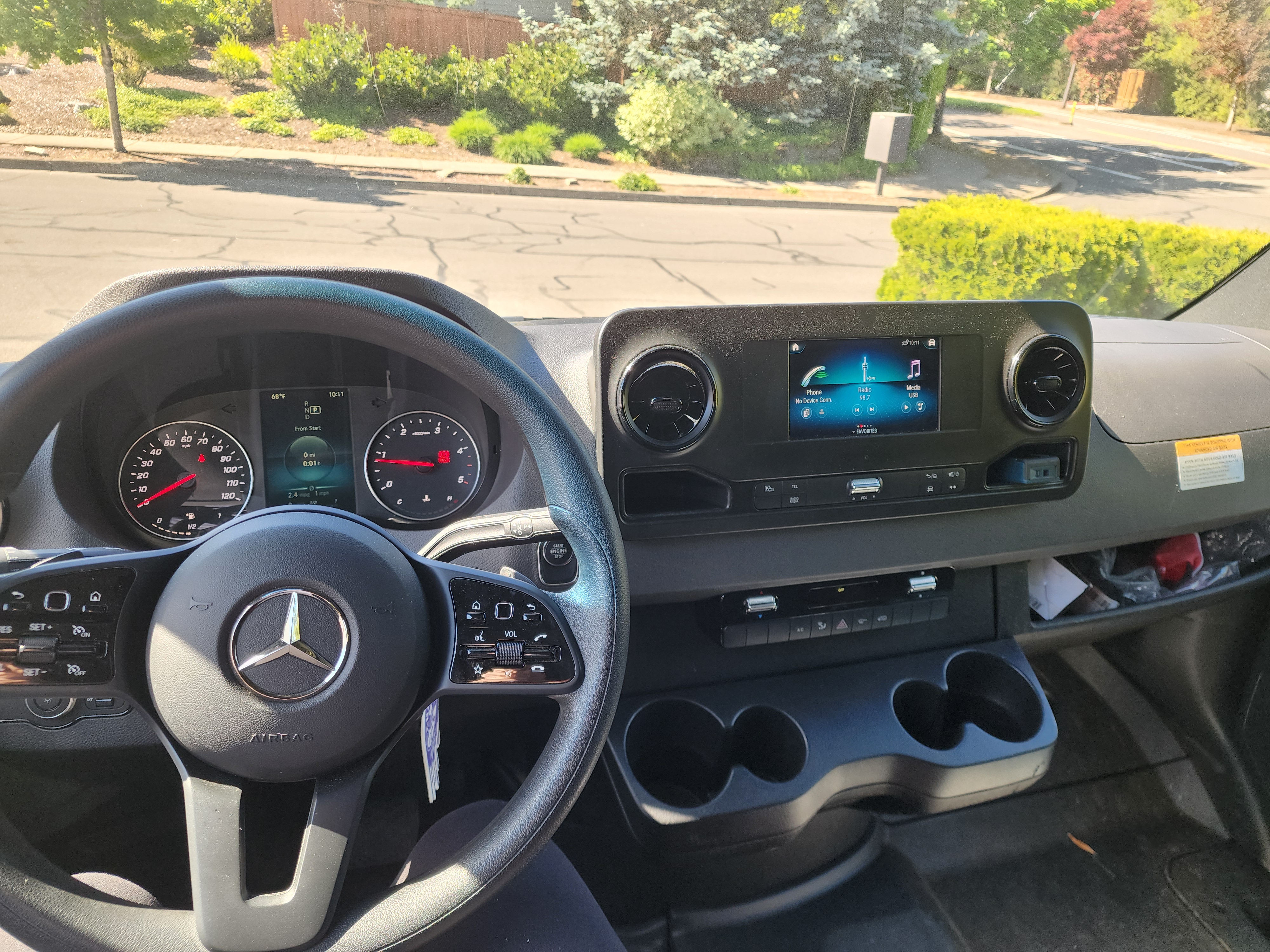 Used 2024 Mercedes-Benz Sprinter 3500 image 6