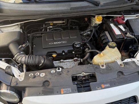 Used 2015 Chevrolet Sonic LTZ image 15