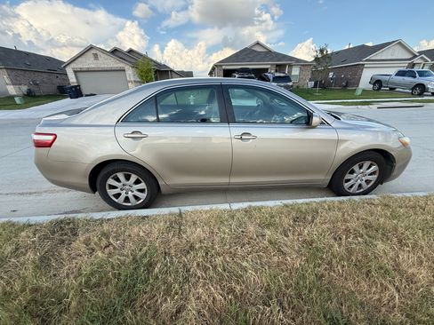 Used 2008 Toyota Camry XLE FWD image 11