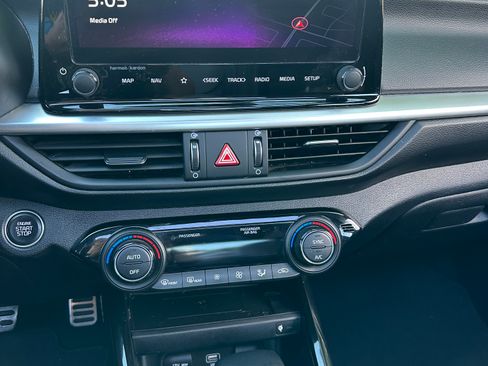 Used 2024 Kia Forte GT w/ GT2 Package image 12