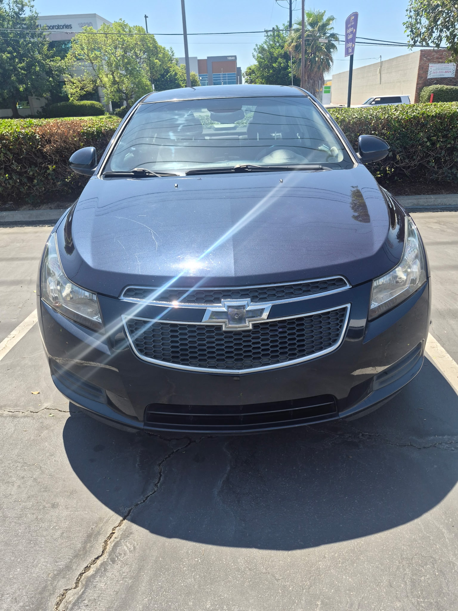 Used 2014 Chevrolet Cruze LT FWD image 2