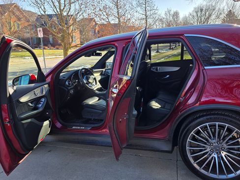 Used 2020 Mercedes-Benz GLC 63 AMG 4MATIC image 11