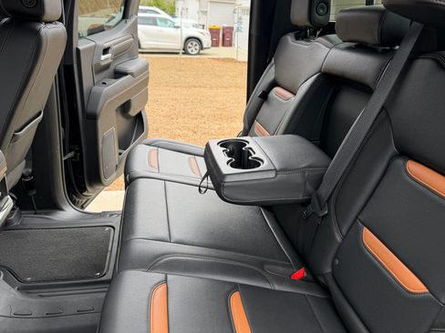 Used 2022 GMC Sierra 1500 AT4 image 13