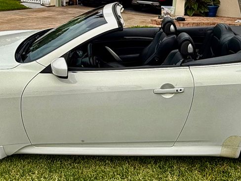 Used 2011 INFINITI G37 Sport w/ Premium Pkg image 5