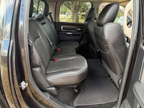 Used 2016 RAM 1500 Laramie w/ Convenience Group image 15